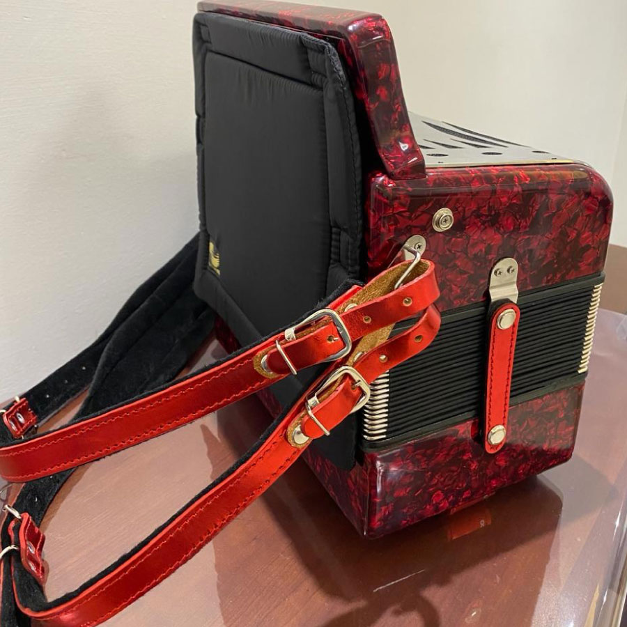 acordeon-paguer-rojo-4